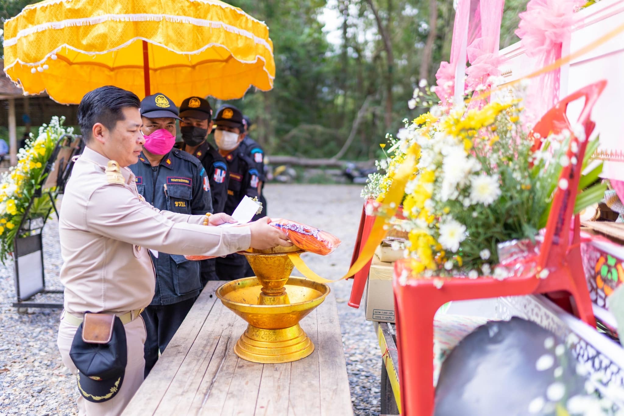 Read more about the article ร่วมงานฌาปณกิจศพ นายสมบูรณ์ ธรรมใจหมู่ที่ 2