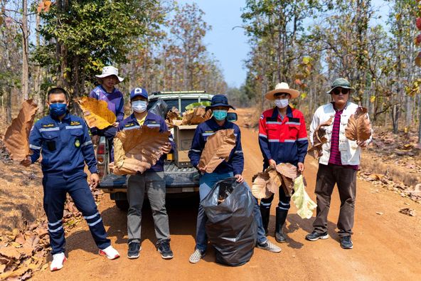 Read more about the article เตรียมความพร้อมในการนำวัสดุจากธรรมชาติมาแปรรูปเป็นภาชนะ เพื่อลดการใช้โฟม และพลาสติก โดยมีการนำวัสดุจากธรรมชาติมาใช้ในเป็นภาชนะในการจัดอาหารว่างแก่ผู้เข้าร่วมโครงการอบรมหลักสูตร “ผู้ได้รับมอบหมายให้ทำการฉีดวัคชีนโรคพิษสุนัขบ้า”ตามโครงการรณรงค์ป้องกันและควบคุมโรคพิษสุนัขบ้า ประจำปี ๒๕๖๖