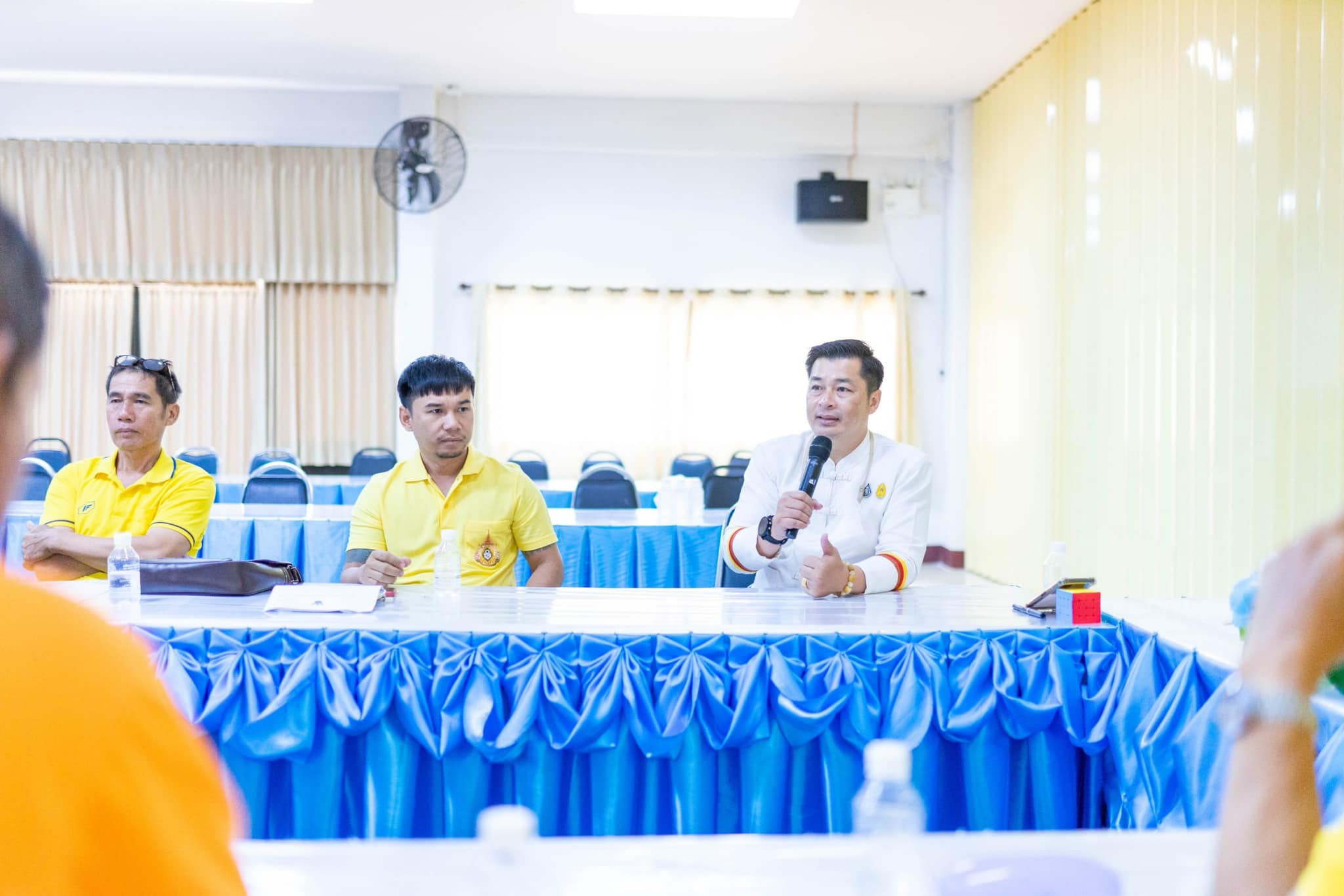 Read more about the article ประชุมสภาประจำเดือน ณ.ห้องประชุมสภาอบต.เวียงแก้ว