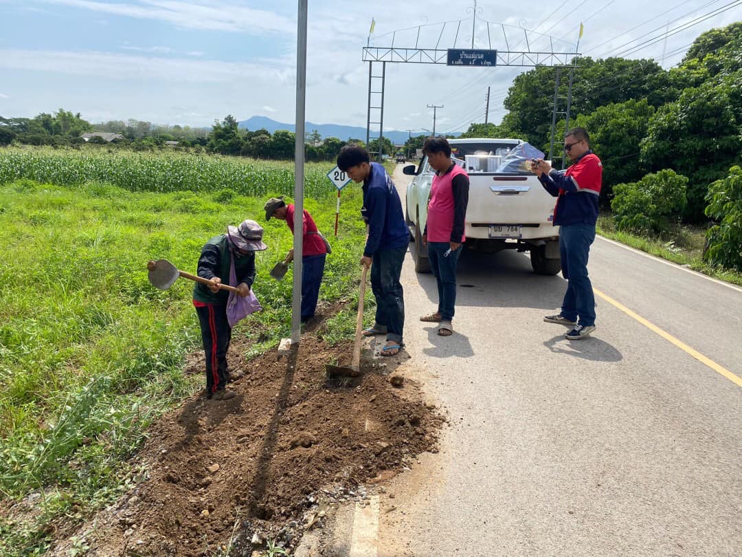 Read more about the article ลงพื้นที่ติดตามความคืบหน้าโครงการปรับปรุงไฟฟ้าสาธารณะโซล่าเซลล์ ภายในเขตพื้นที่องค์การบริหารส่วนตำบลเวียงแก้ว หมู่ที่ 4 หมู่ที่ 5 และหมู่ที่ 8 ตำบลแม่ตืน อำเภอลี้ จังหวัดลำพูน