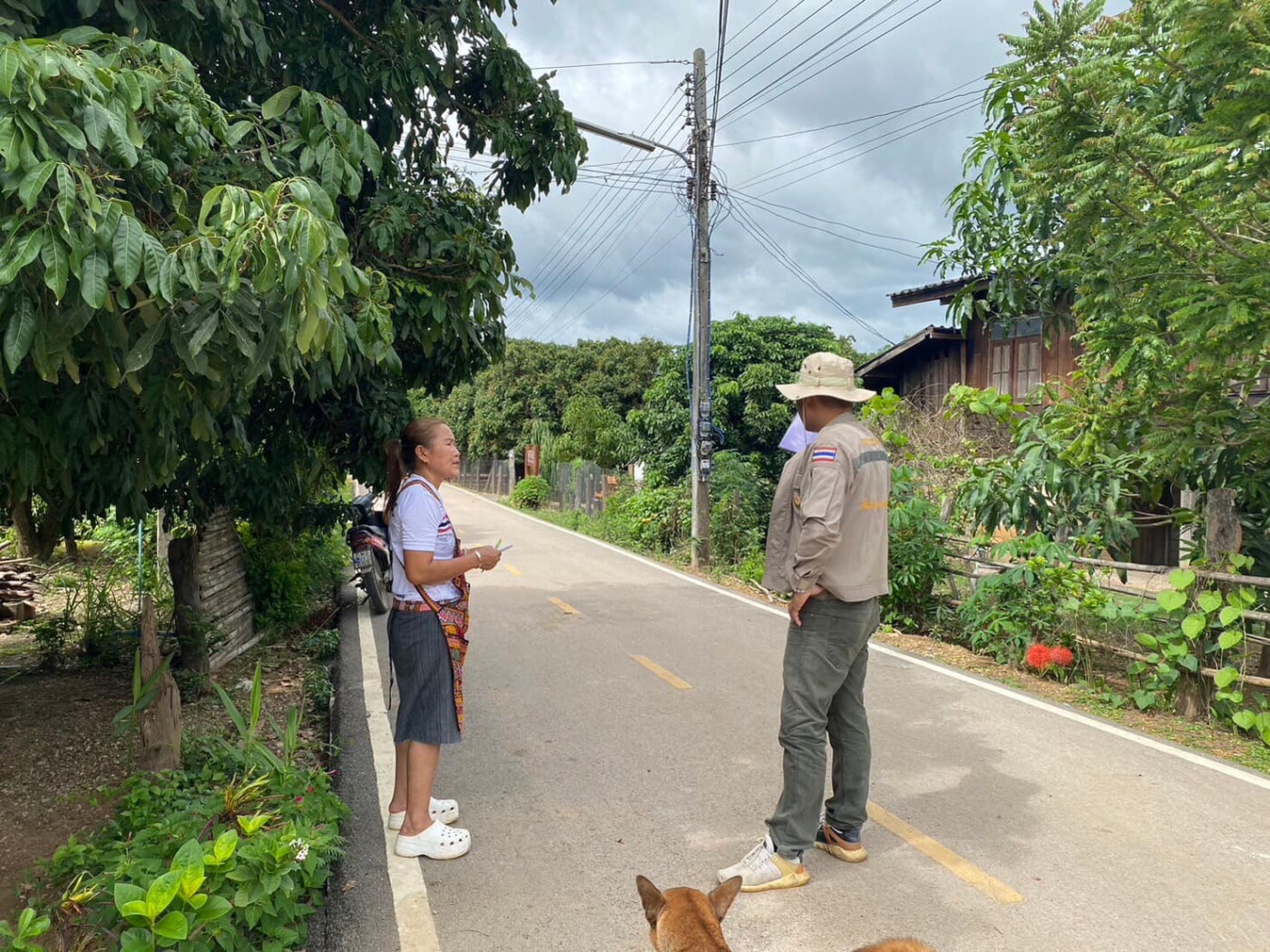 You are currently viewing ลงพื้นที่สำรวจโครงการขยายเขตไฟฟ้าเพื่อการเกษตร บ้านหนองบัวคำ หมู่ที่ 10 และโครงการปรับปรุงเสียงตามสายหมู่บ้าน บ้านสันวิไลพัฒนา หมู่ที่ 17 ตำบลแม่ตืน อำเภอลี้ จังหวัดลำพูน เพื่อบรรจุในร่างข้อบัญญัติงบประมาณรายจ่ายประจำปี งบประมาณ พ.ศ. 2568