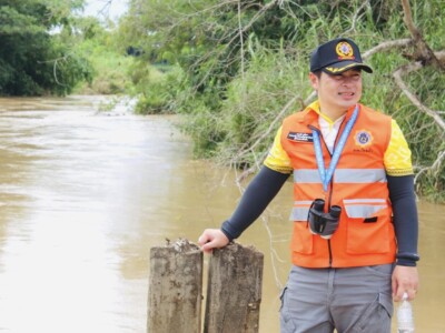 Read more about the article ลงพื้นที่ตรวจสอบระดับน้ำเเละความเสียหายเฝ้าระวังน้ําท่วมฉับพลันในเขตพื้นที่องค์การบริหารส่วนตำบลเวียงแก้ว